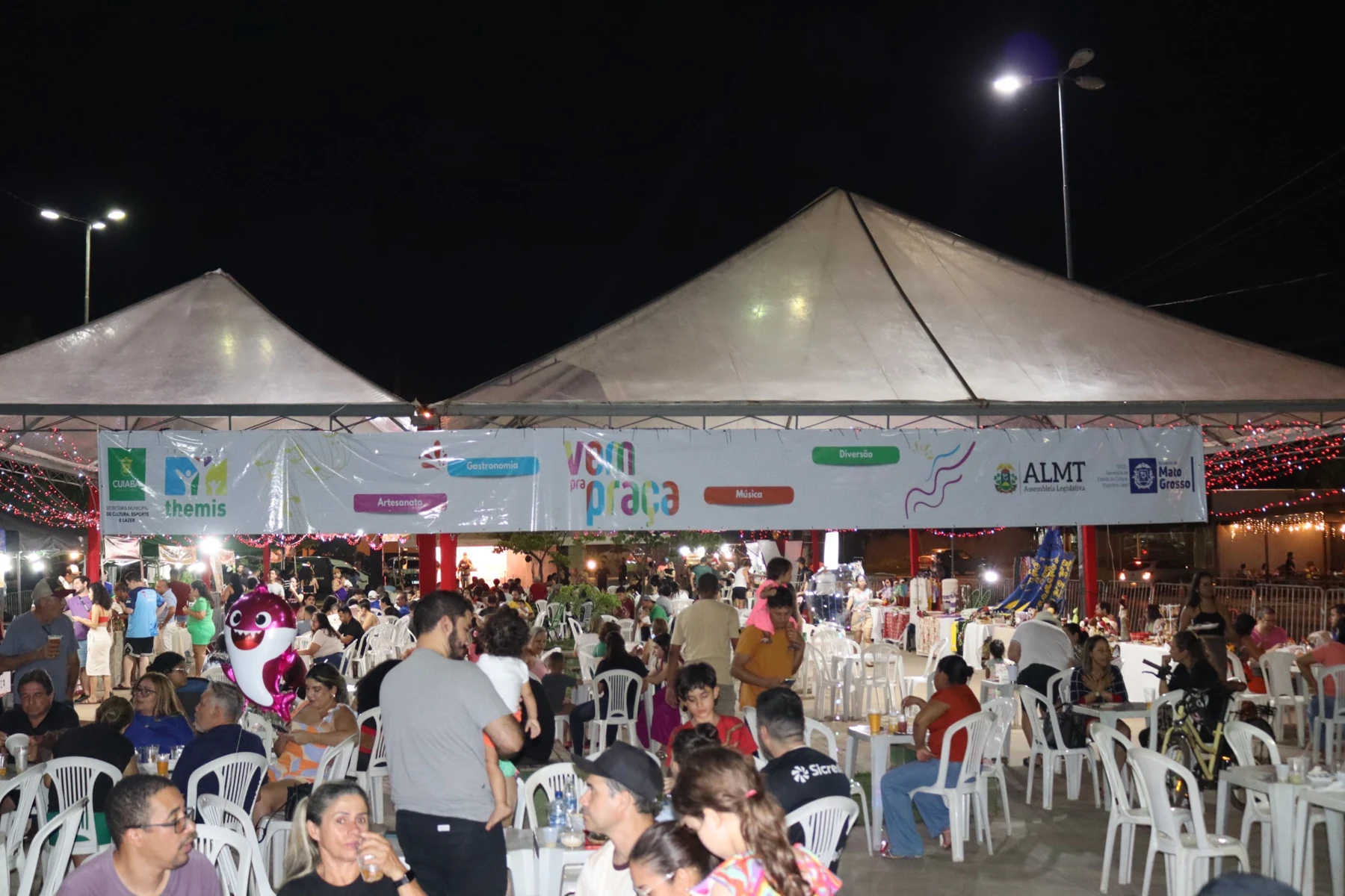 Evento comunitário ao ar livre