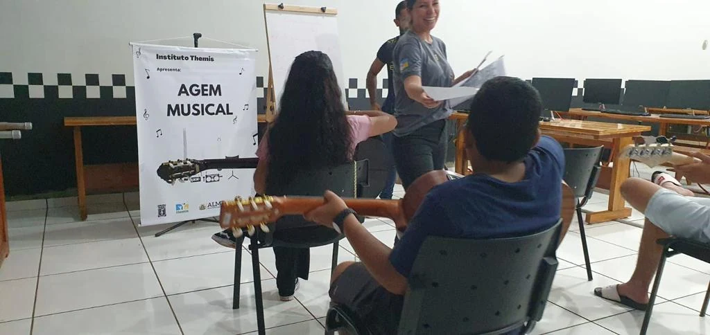 Encontro de música e formação